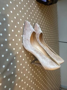 Dorothy Perkins Blush Velvet Pointed Pumps